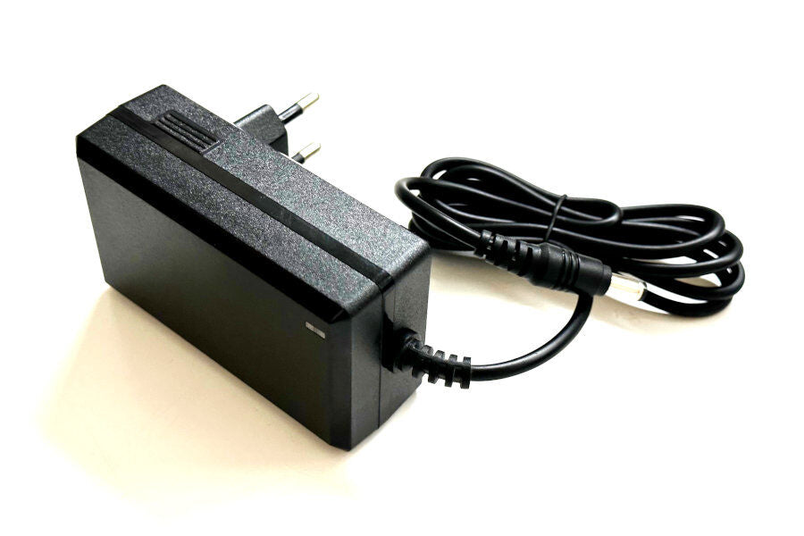 Ladegerät 24V 1000mAh für Kinderfahrzeuge