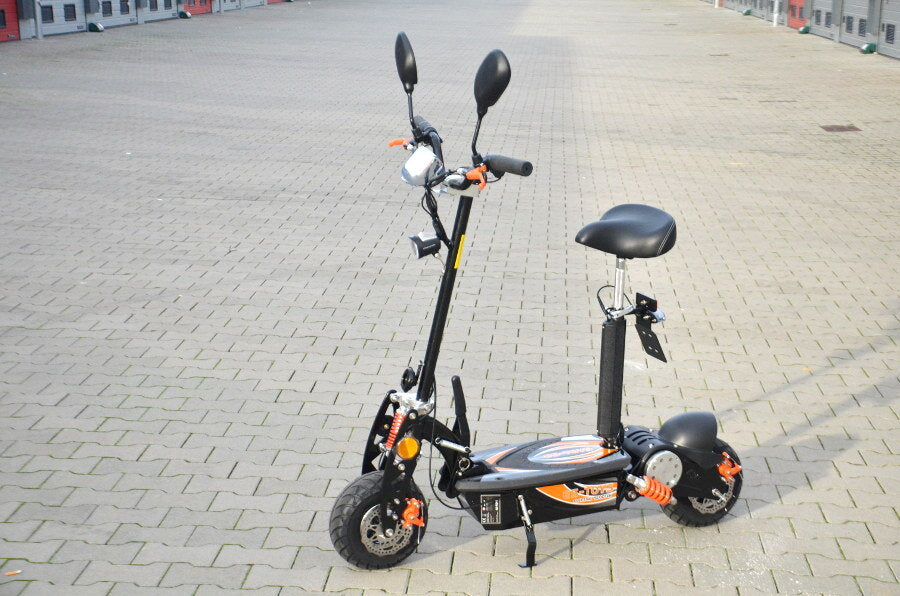 E-Scooter AEEC 36V 1000W, bis 35 km/h, ca. 25 km Reichweite, mit Straßenzulassung