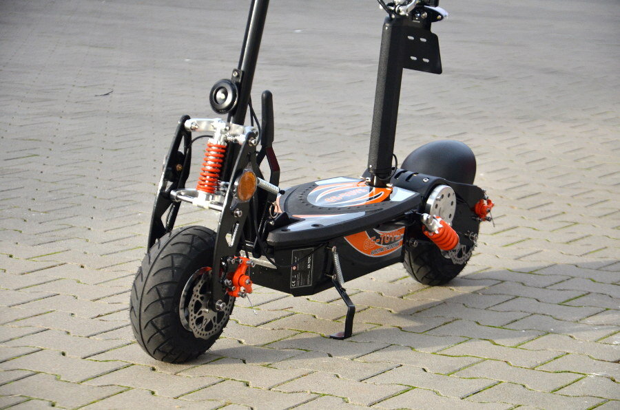 E-Scooter AEEC 36V 1000W, bis 35 km/h, ca. 25 km Reichweite, mit Straßenzulassung