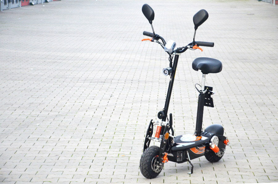 E-Scooter AEEC 36V 1000W, bis 35 km/h, ca. 25 km Reichweite, mit Straßenzulassung