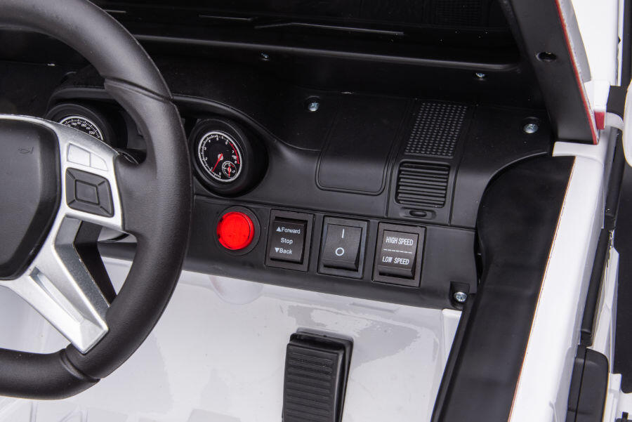 Mercedes G63 AMG 6x6 Elektro-Kinderauto 12V, Allrad, mit Fernbedienung