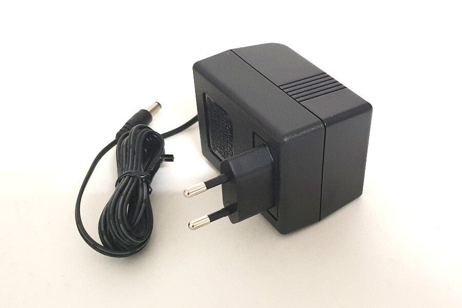 Ladegerät 12V 1000mAh für Kinderfahrzeuge