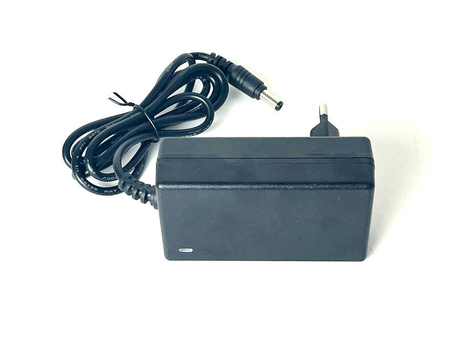 Ladegerät 12V 1500mAh für Kinderfahrzeuge