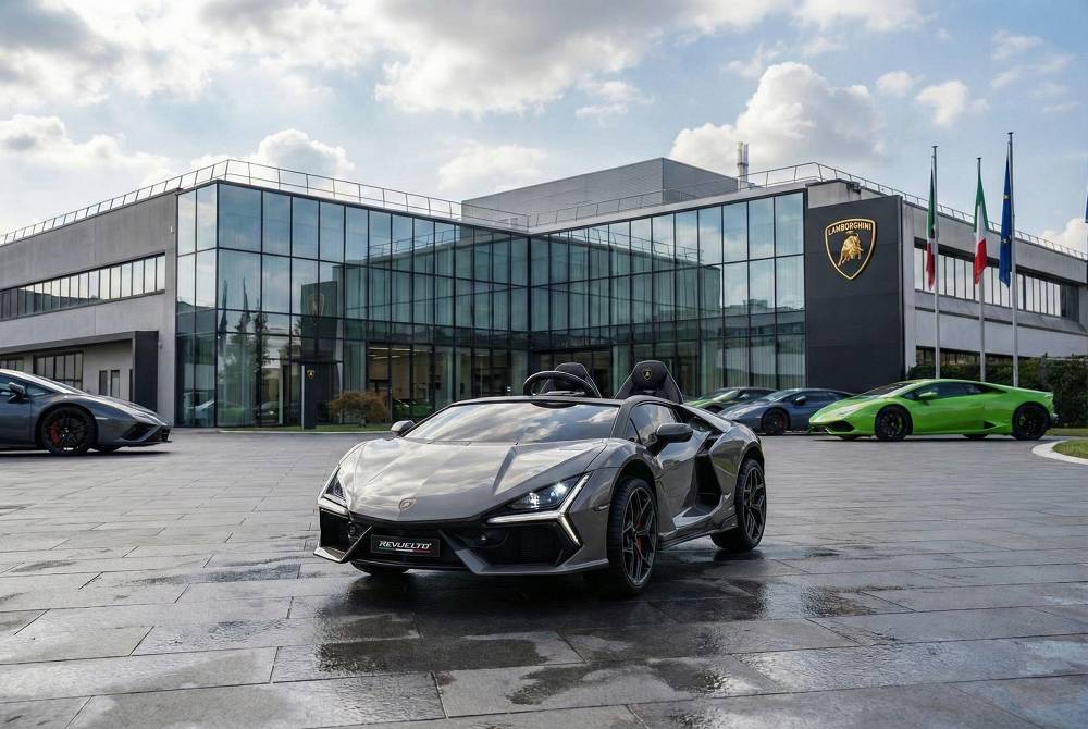 Lamborghini Revuelto Elektro-Kinderauto 24V, 2-Sitzer, mit Fernbedienung